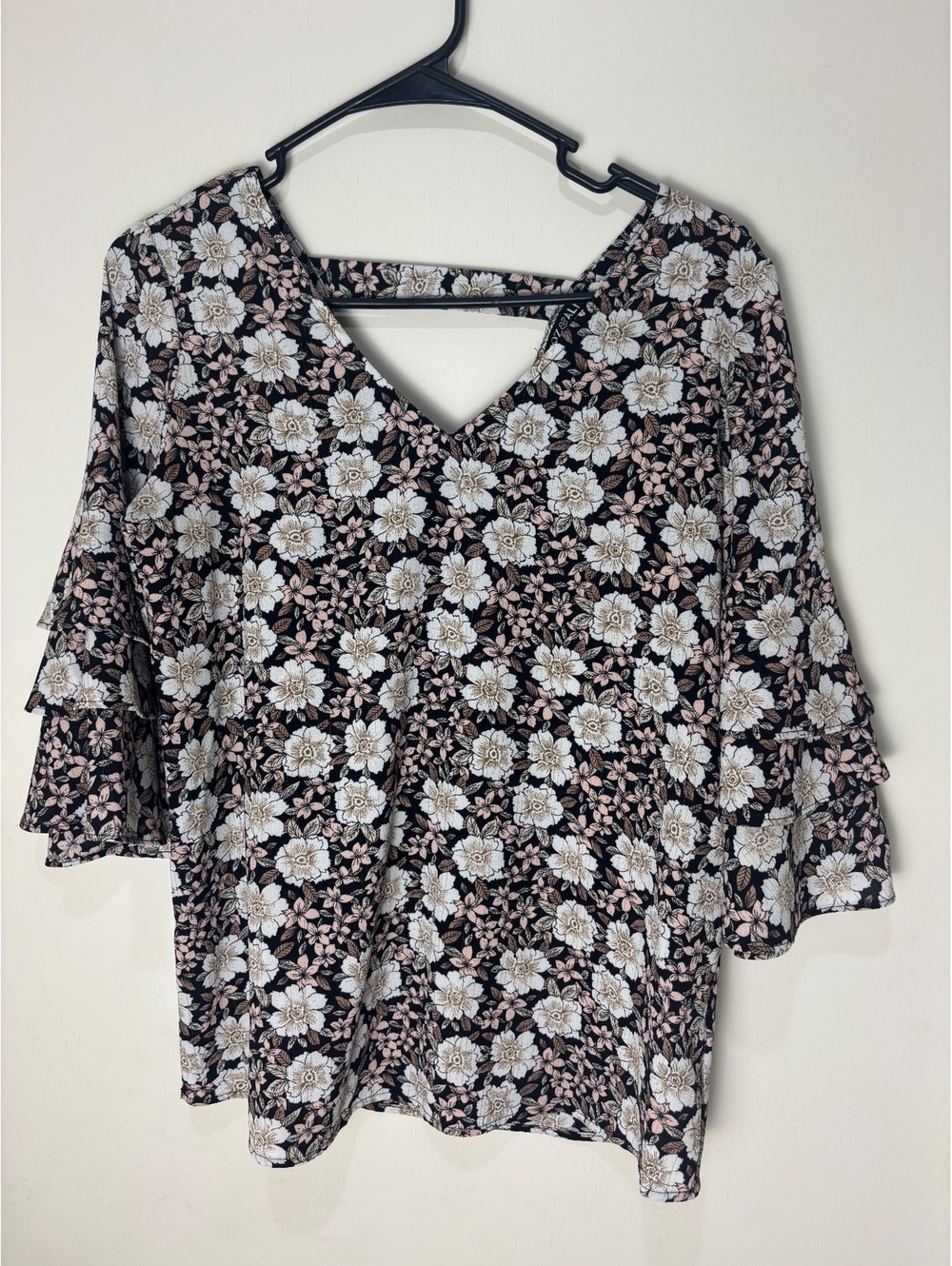 Roz & Ali Women’s XS Floral Bell Sleeve Blouse Black Pink Metallic Boho